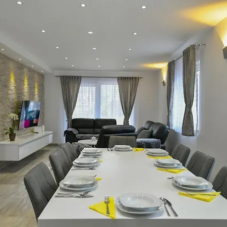 Ctim249/ Modern Decorated With Private Pool Villa *