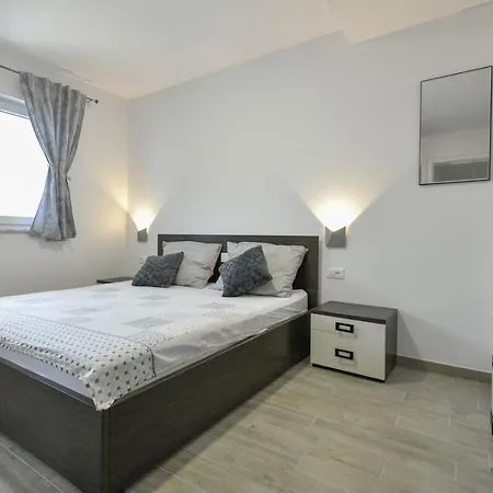 Ctim249/ Modern Decorated With Private Pool *