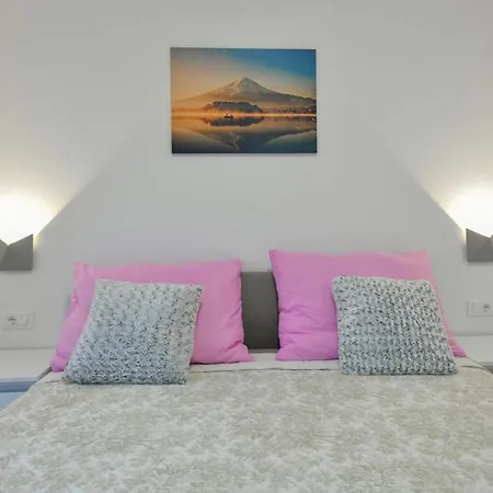 Ctim249/ Modern Decorated With Private Pool * Imotski
