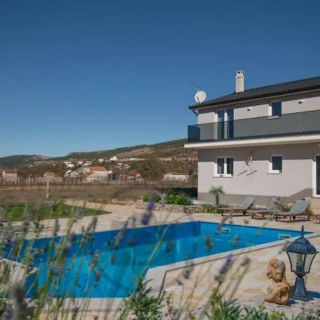 Ctim249/ Modern Decorated With Private Pool Villa